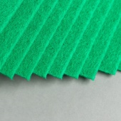 Фетр листовой жесткий 2мм 20х30см, цв.705 зеленый фото на сайте Hobbymir.ru