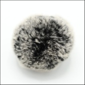 Помпон из натурального меха(кролик) d=9см, цв. черно-белый фото на сайте Hobbymir.ru